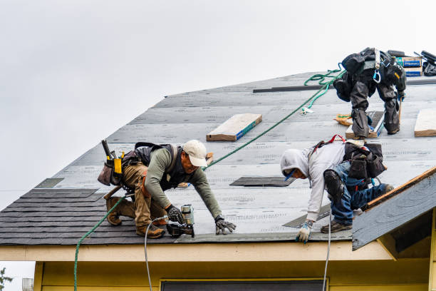 Professional Gutter Installation technician working in Geigertown, PA